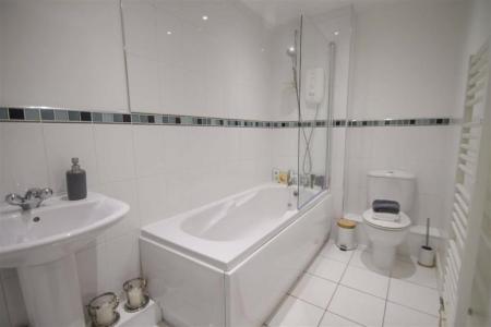 1 bedroom Flat to let in Sandbach Drive, Kingsmead, CW9