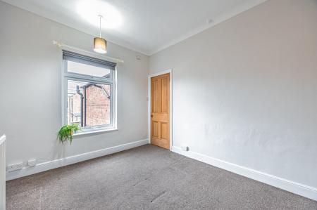 2 bedroom End of terrace house to let in Huxley Street, Northwich, CW8