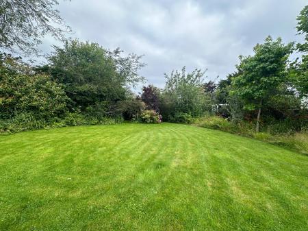 3 bedroom Mews house to let in Hartford Road, Davenham, CW9