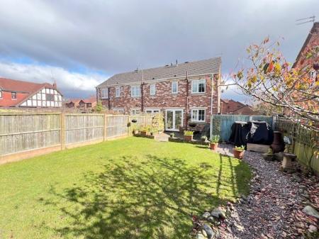 2 bedroom Semi-detached house to let in Mornant Avenue, Hartford, CW8