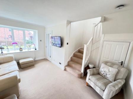 2 bedroom Semi-detached house to let in Mornant Avenue, Hartford, CW8