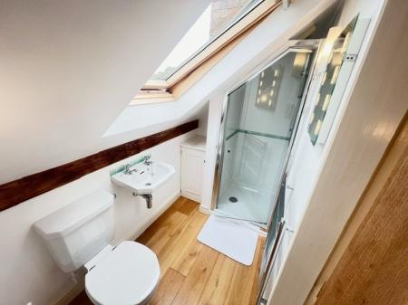 4 bedroom Mews house to let in Chester Road, Hartford, CW8