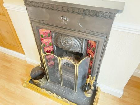 4 bedroom Mews house to let in Chester Road, Hartford, CW8