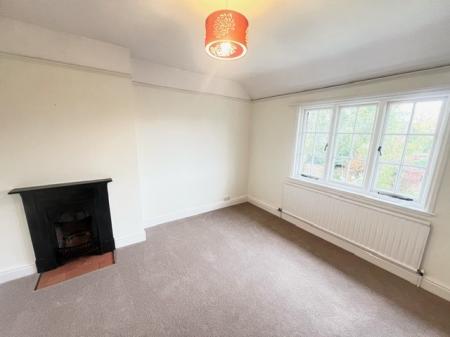4 bedroom Mews house to let in Chester Road, Hartford, CW8