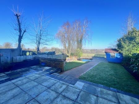 5 bedroom Link detached house to let in Cliff Road, Acton Bridge, CW8