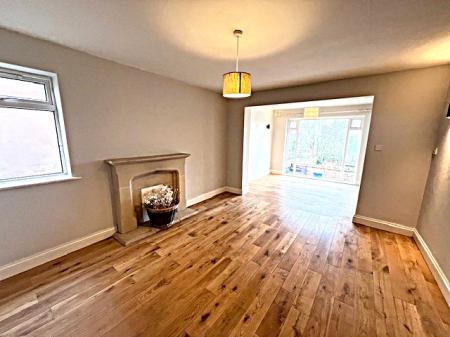 5 bedroom Link detached house to let in Cliff Road, Acton Bridge, CW8