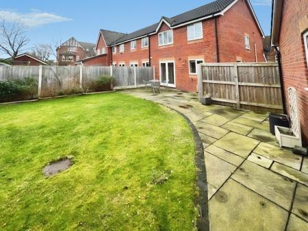 3 bedroom Semi-detached house to let in Harthill Close, Kingsmead, CW9
