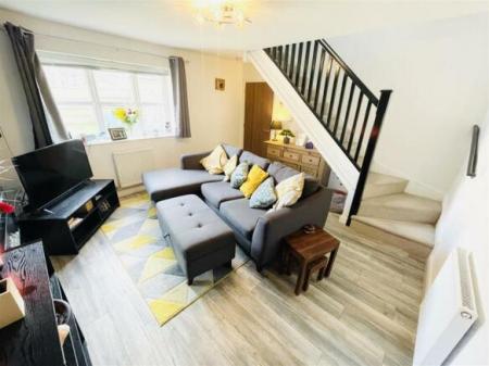 2 bedroom Mews house to let in Harper Close, Winnington, CW8