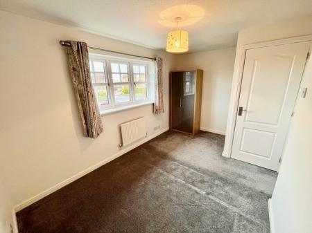 3 bedroom Semi-detached house to let in Coleridge Close, Ettiley Heath, CW11