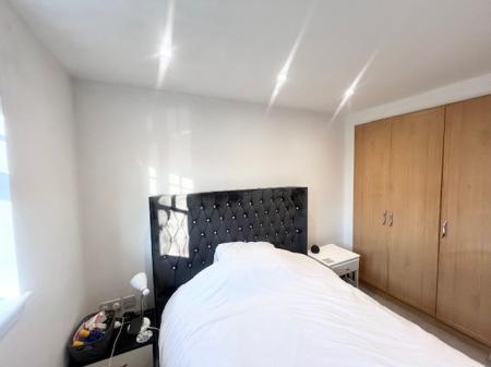 2 bedroom Apartment to let in Sandbach Drive, Northwich, CW9