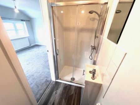 3 bedroom Cottage to let in Green Lane, Wincham, CW9