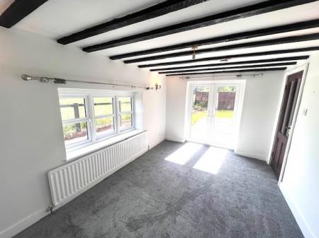 3 bedroom Cottage to let in Green Lane, Wincham, CW9