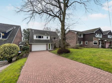 4 bedroom Detached house to let in Primrose Hill, Cuddington, CW8