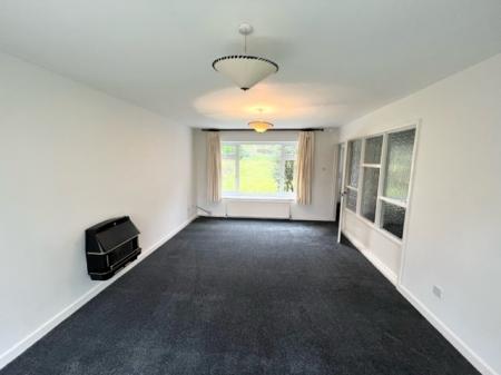 4 bedroom Detached house to let in Primrose Hill, Cuddington, CW8