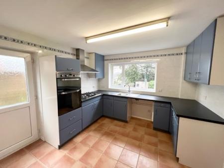 4 bedroom Detached house to let in Primrose Hill, Cuddington, CW8