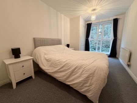 2 bedroom Flat to let in Mill Green, Congleton, CW12