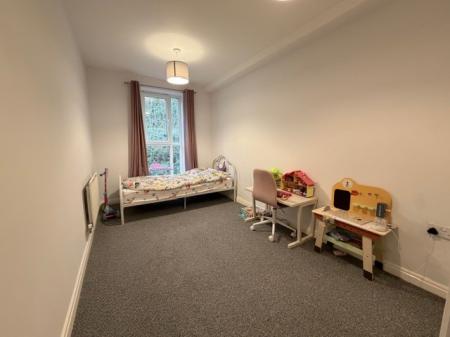 2 bedroom Flat to let in Mill Green, Congleton, CW12