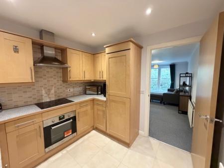 2 bedroom Flat to let in Mill Green, Congleton, CW12