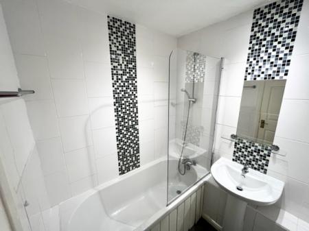 3 bedroom Terraced House to let in Wardle Mews, Middlewich, CW10