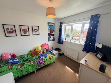 3 bedroom Semi-detached house to let in Shilton Close, Middlewich, CW10