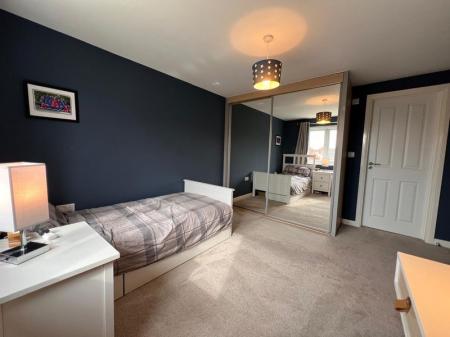 5 bedroom Detached house to let in Barnside Way, Moulton, CW9