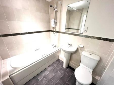 1 bedroom Flat to let in Mill Green, Congleton, CW12