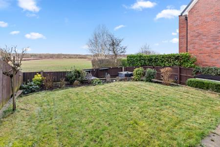 5 bedroom Semi-detached house to let in Hunters Lane, Hartford, CW8