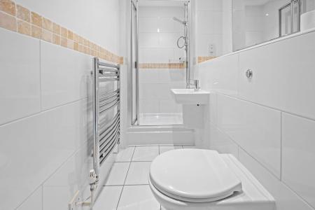 5 bedroom Semi-detached house to let in Hunters Lane, Hartford, CW8