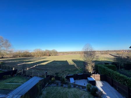 5 bedroom Semi-detached house to let in Hunters Lane, Hartford, CW8