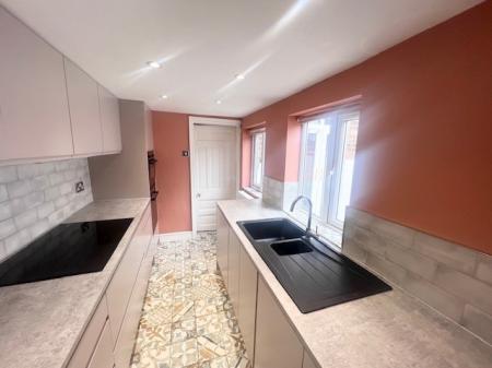 3 bedroom Semi-detached house to let in Chester Road, Sandiway, CW8