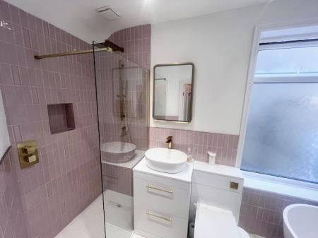 3 bedroom Semi-detached house to let in Chester Road, Sandiway, CW8