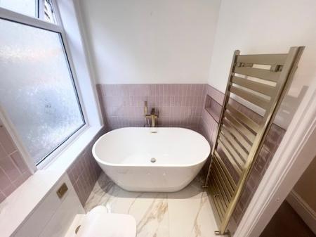 3 bedroom Semi-detached house to let in Chester Road, Sandiway, CW8