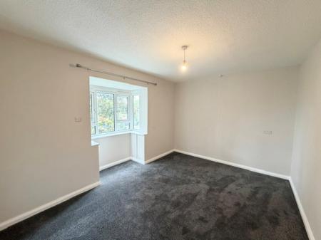 1 bedroom Flat to let in Naylor Court, Northwich, CW9