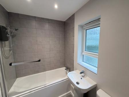 1 bedroom Flat to let in Naylor Court, Northwich, CW9