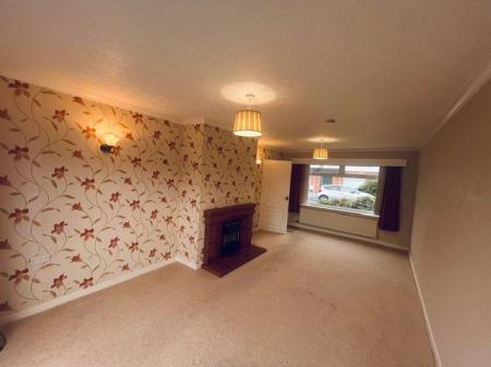 2 bedroom Bungalow to let in Fern Way, Weaverham, CW8