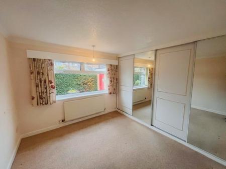 2 bedroom Bungalow to let in Fern Way, Weaverham, CW8