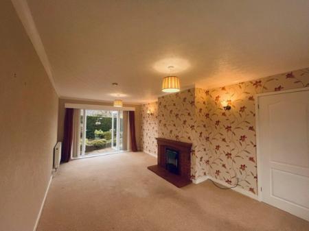 2 bedroom Bungalow to let in Fern Way, Weaverham, CW8