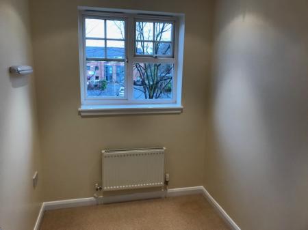 2 bedroom Flat to let in Sandbach Drive, Kingsmead, CW9