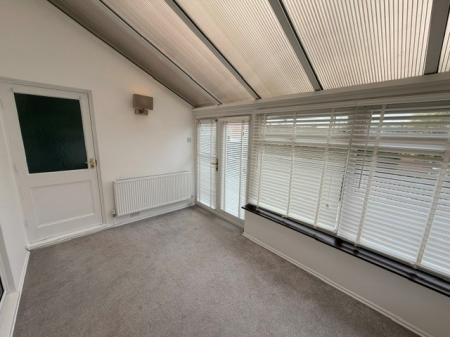 4 bedroom Detached house to let in Blossoms Heights, Northwich, CW8