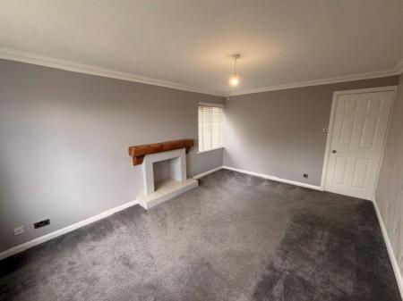 4 bedroom Detached house to let in Blossoms Heights, Northwich, CW8