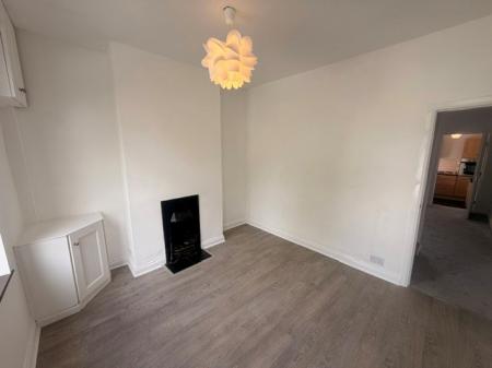 2 bedroom Terraced House to let in Church Street, Moulton, CW9