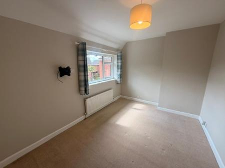 2 bedroom Mews house to let in Farm Road, Rudheath, CW9