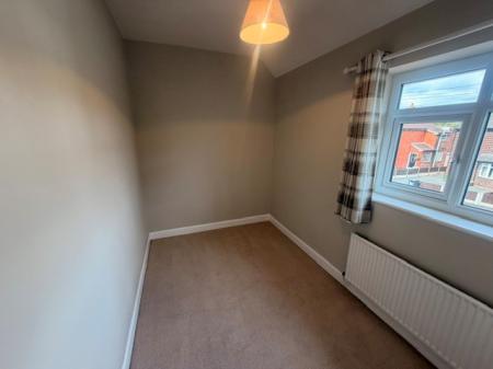 2 bedroom Mews house to let in Farm Road, Rudheath, CW9