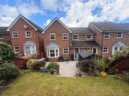 3 bedroom Semi-detached house to let in Lower Meadow Drive, Congleton, CW12