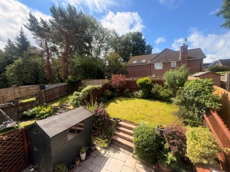 3 bedroom Semi-detached house to let in Lower Meadow Drive, Congleton, CW12