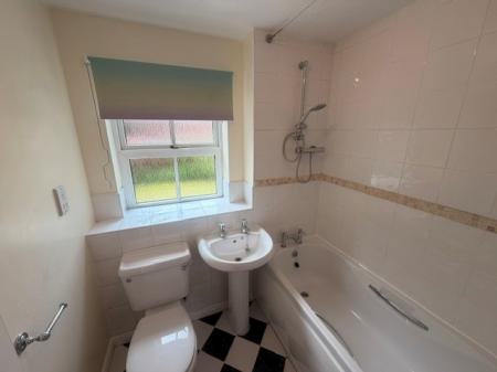 3 bedroom Semi-detached house to let in Lower Meadow Drive, Congleton, CW12