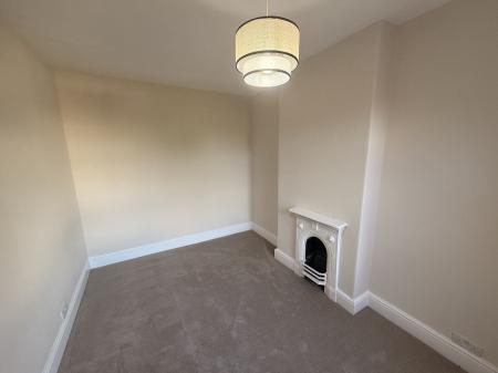 2 bedroom Terraced House to let in Royle Street, Northwich, CW9
