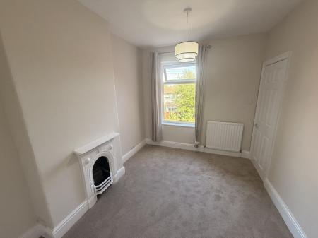 2 bedroom Terraced House to let in Royle Street, Northwich, CW9