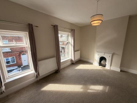 2 bedroom Terraced House to let in Royle Street, Northwich, CW9