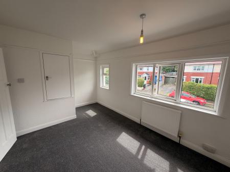 2 bedroom Semi-detached house to let in Fern Crescent, Congleton, CW12